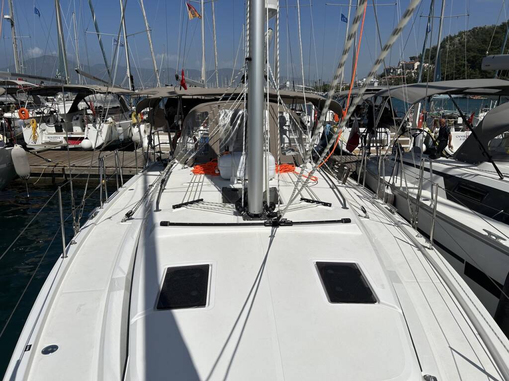 Segelyachten Bavaria C38 Xenia