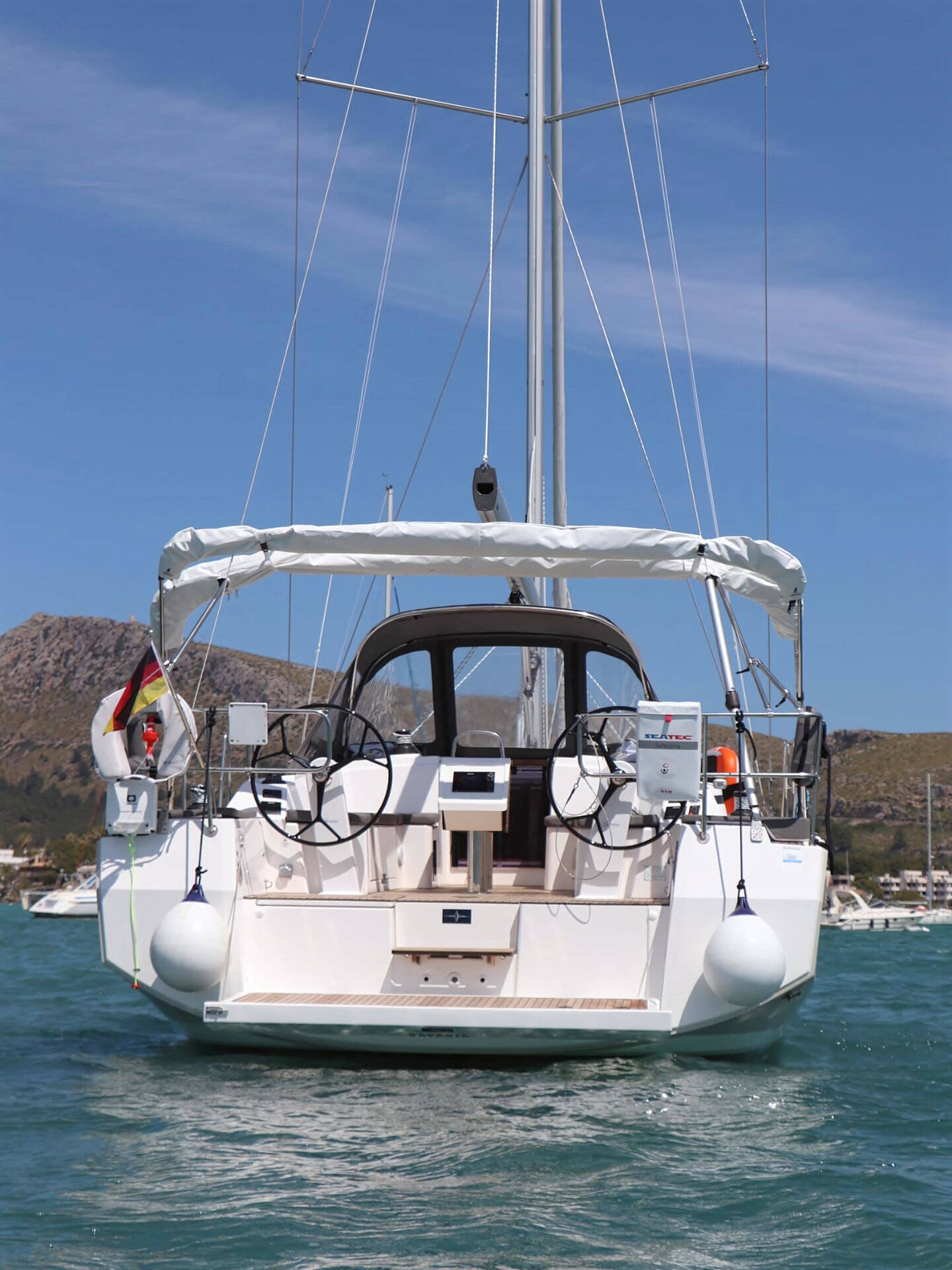 Sailing yacht Bavaria C38 Levante