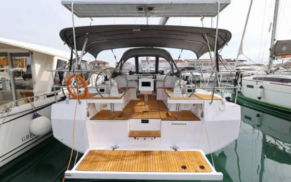 Bavaria C38 Freewise Marina Pirovac