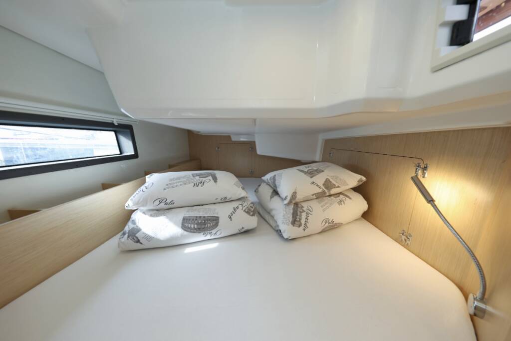 Sailing yacht Bavaria C38 Freewise