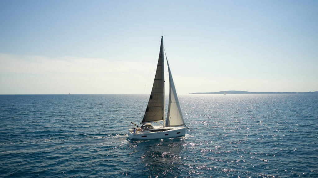 Segelyachten Bavaria C38 Rising Sun