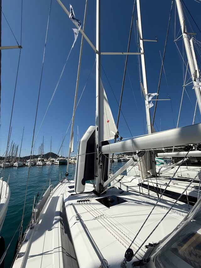 Segelyachten Bavaria C38 The Cat