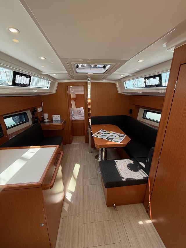 Segelyachten Bavaria C38 The Cat