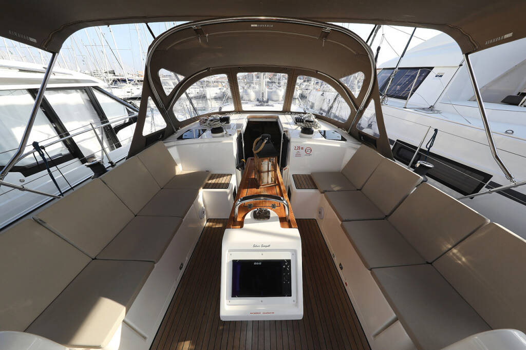 Segelyachten Bavaria C42 Style Silver Seagull