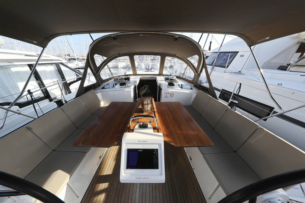 Segelyachten Bavaria C42 Style Silver Seagull