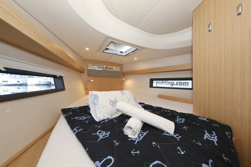 Segelyachten Bavaria C42 Style Silver Seagull