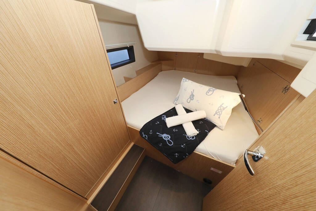 Segelyachten Bavaria C42 Style Silver Seagull
