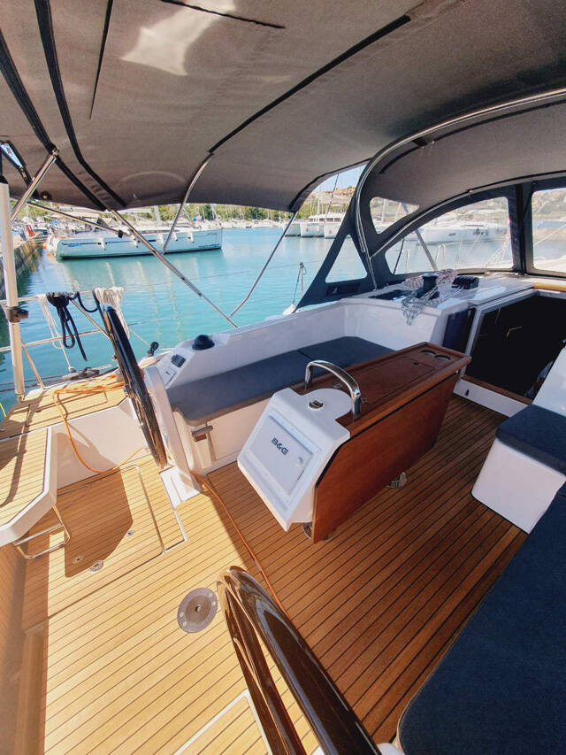 Sailing yacht Bavaria C42 Style Flotte Lotte