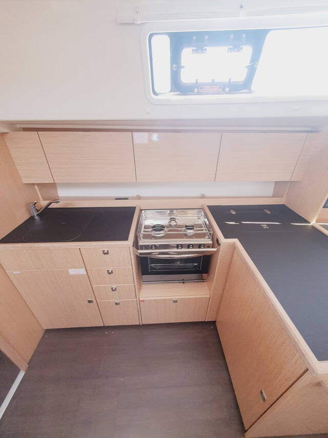 Sailing yacht Bavaria C42 Style Flotte Lotte