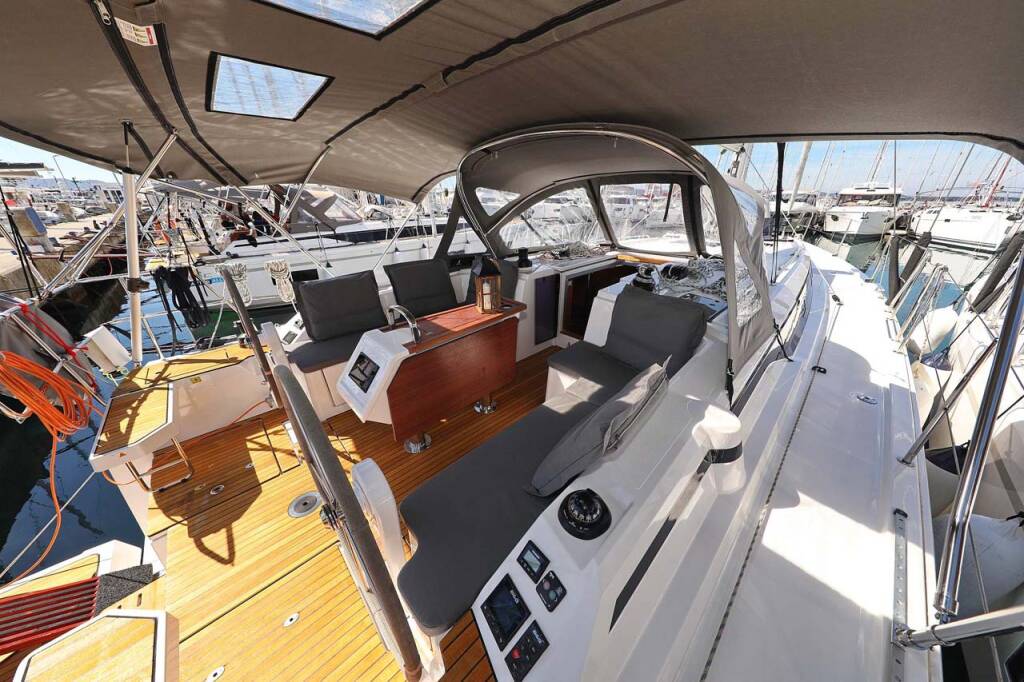 Segelyachten Bavaria C42 Style Antares