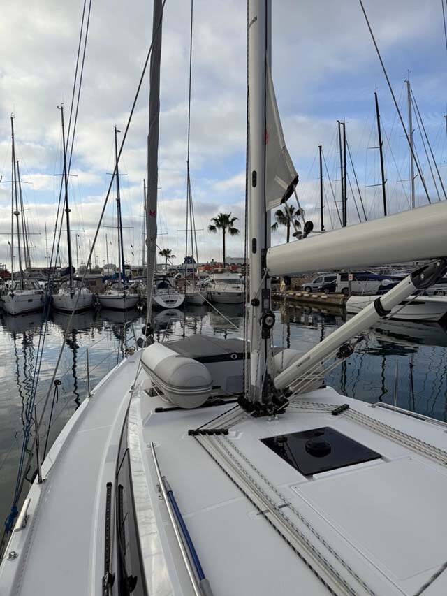 Sailing yacht Bavaria C42 Style Aurelia