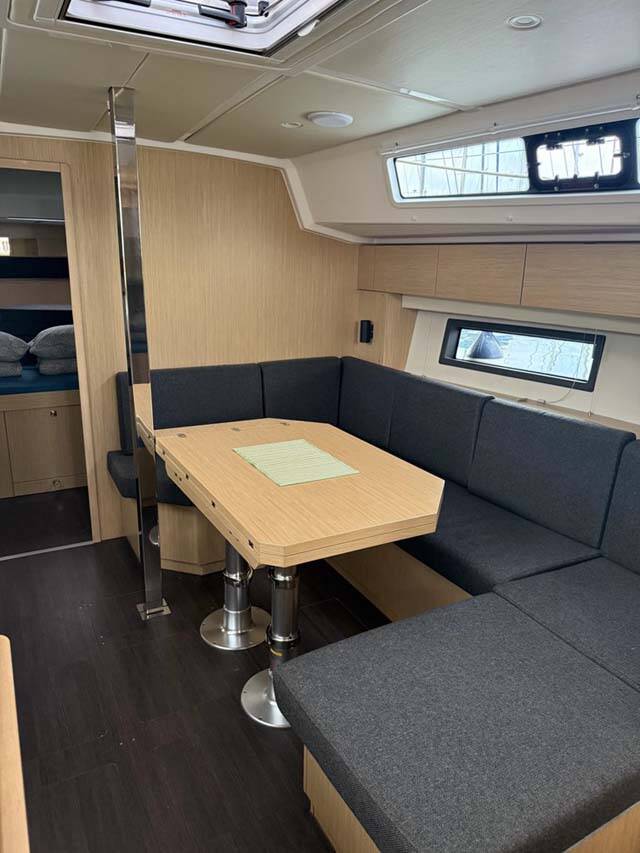 Sailing yacht Bavaria C42 Style Aurelia