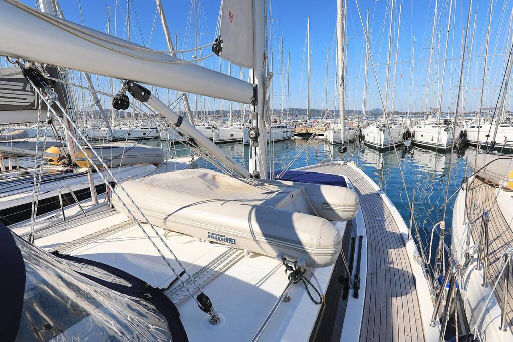 Sailing yacht Bavaria C42 Aldebaran