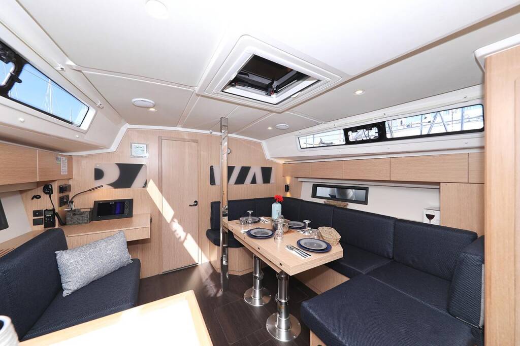 Segelyachten Bavaria C42 First Light