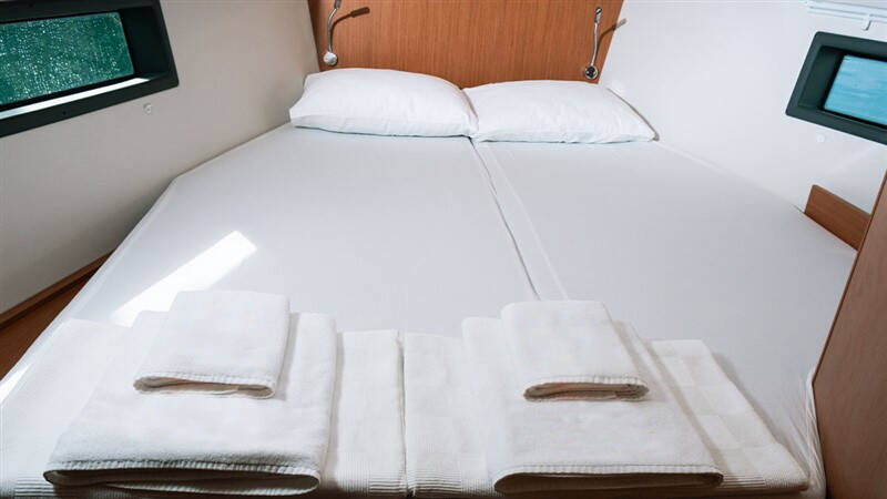 Sailing yacht Bavaria C42 Nomad
