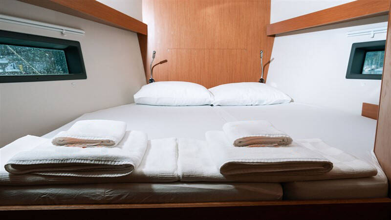 Sailing yacht Bavaria C42 Nomad