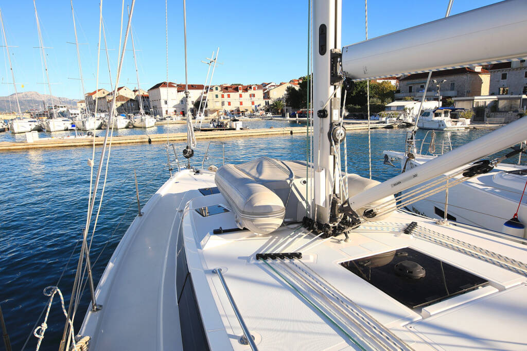 Sailing yacht Bavaria C42 Lizzy