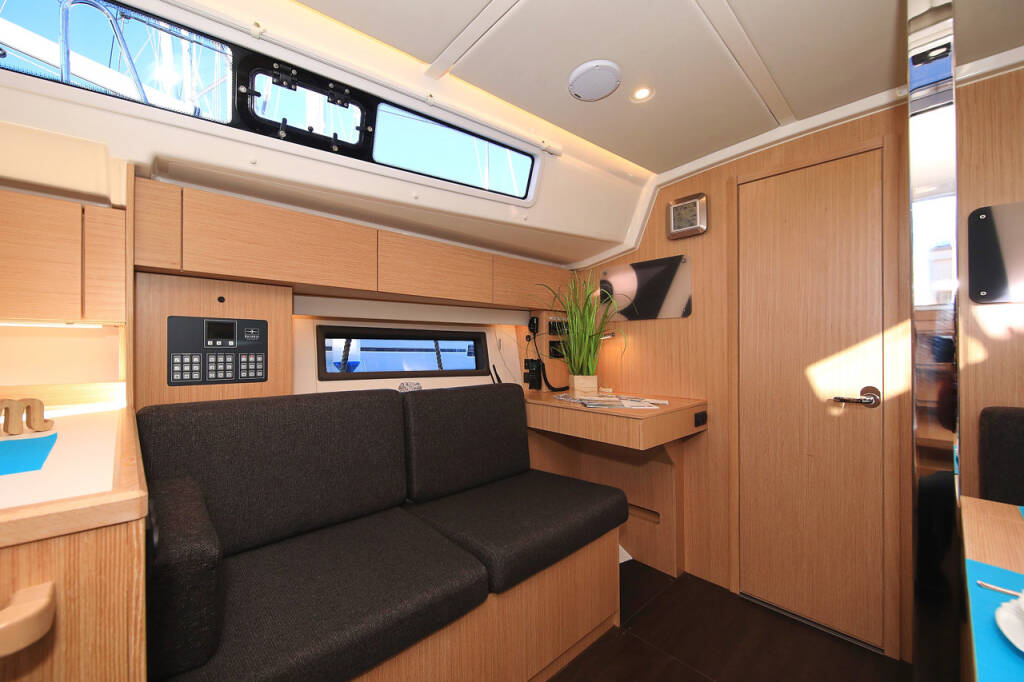 Sailing yacht Bavaria C42 Lizzy