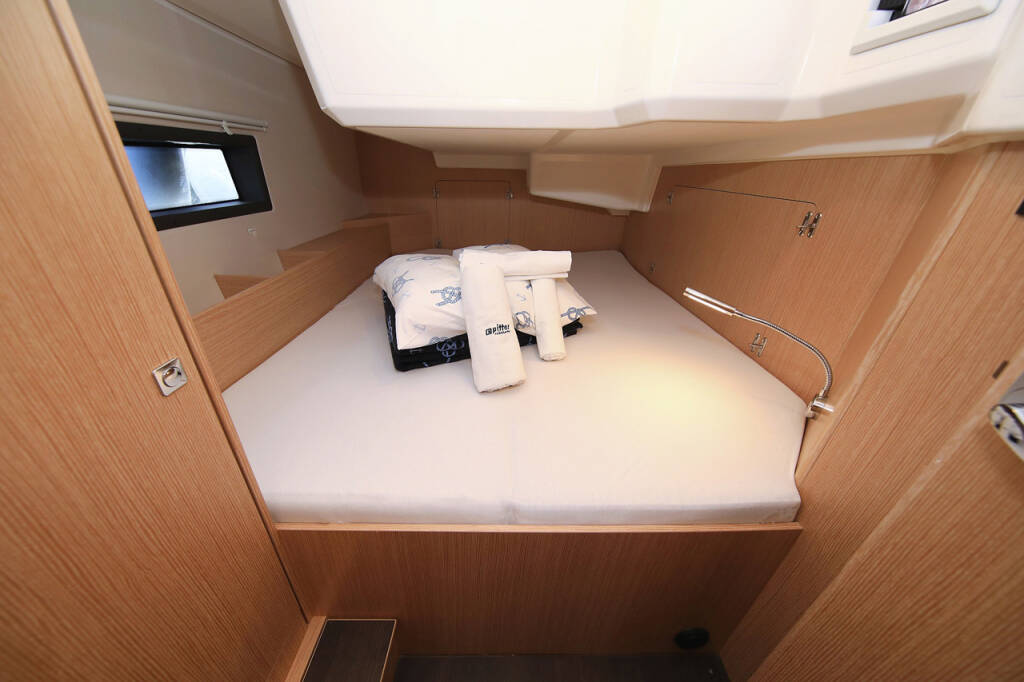 Sailing yacht Bavaria C42 Lizzy