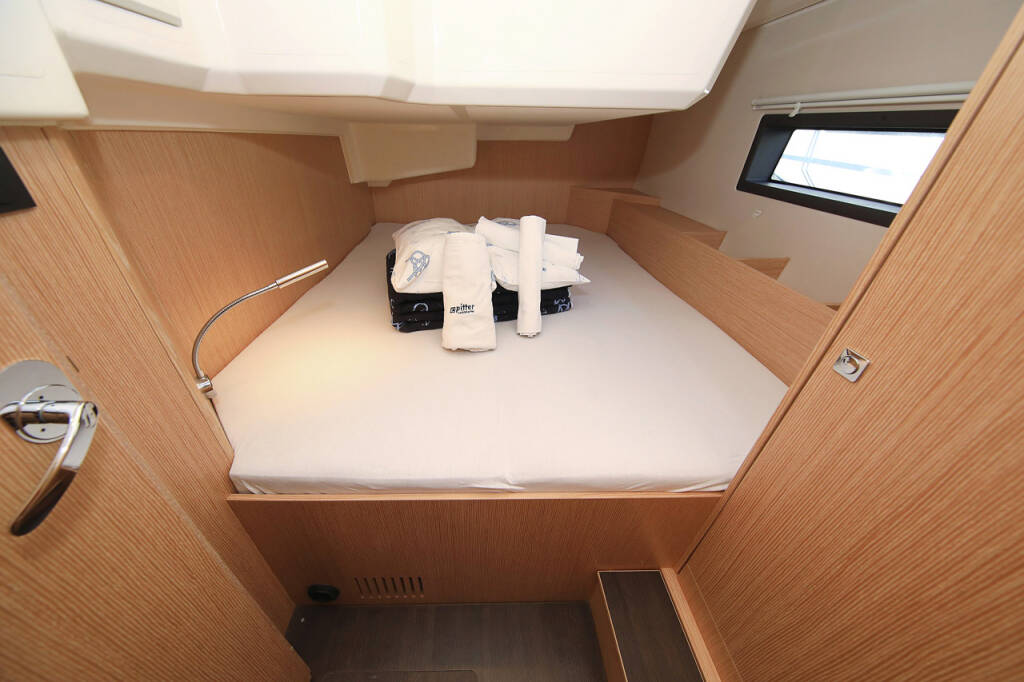 Sailing yacht Bavaria C42 Lizzy