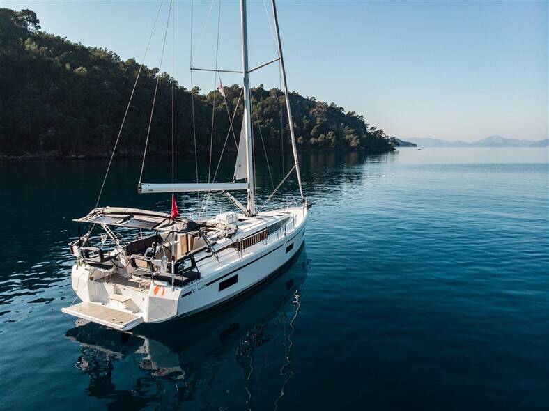 Segelyachten Bavaria C42 Aruna