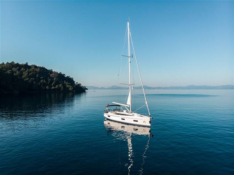 Segelyachten Bavaria C42 Aruna