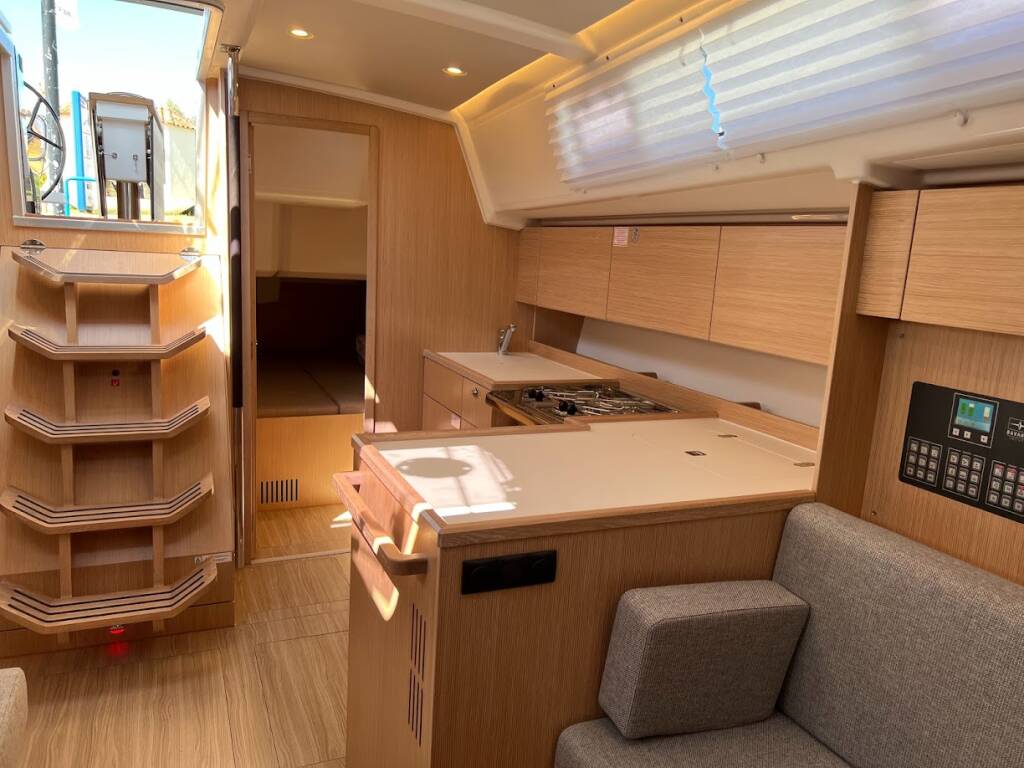 Sailing yacht Bavaria C42 Sofia