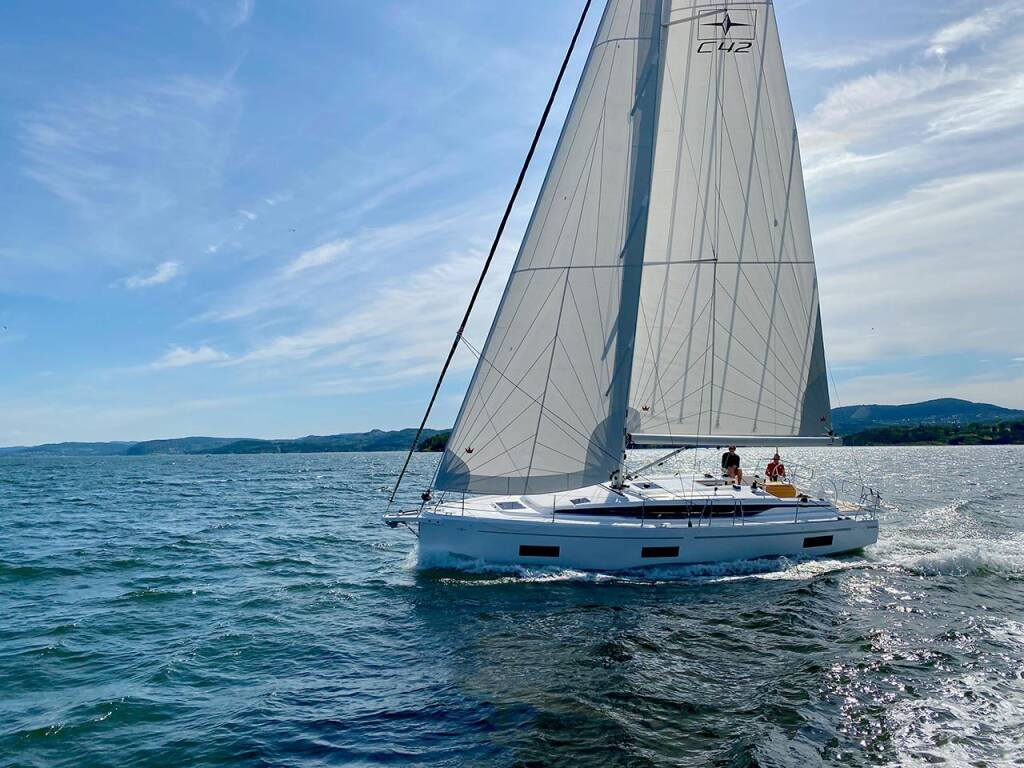 Segelyachten Bavaria C42 A.HO.I. two
