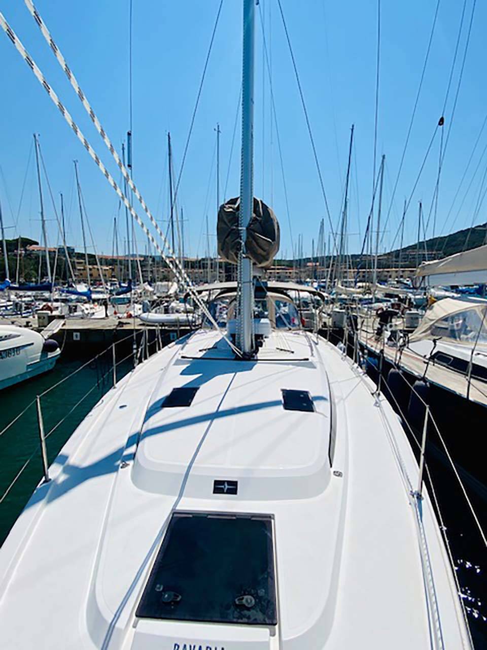 Sailing yacht Bavaria C42 CLASS