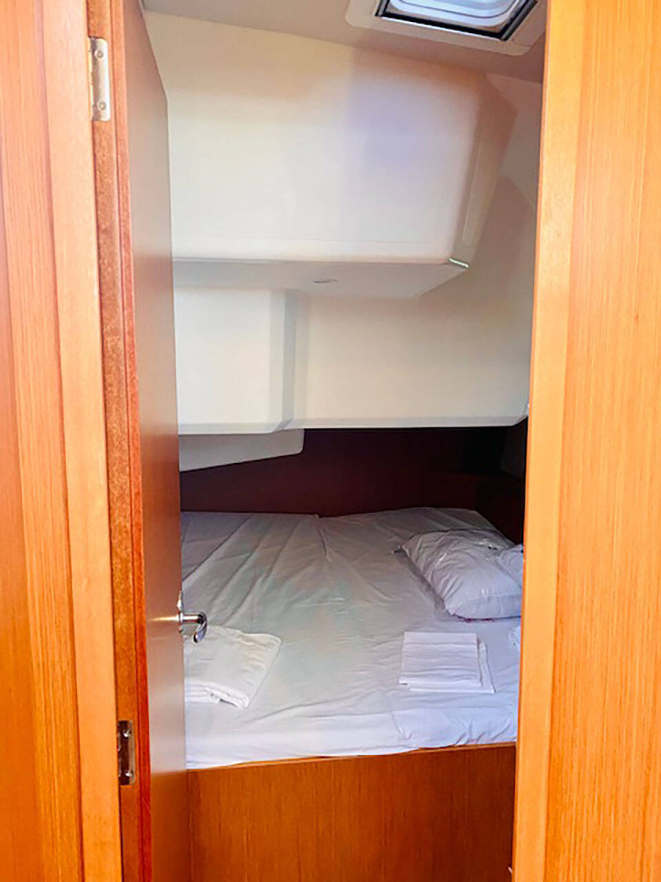 Sailing yacht Bavaria C42 CLASS