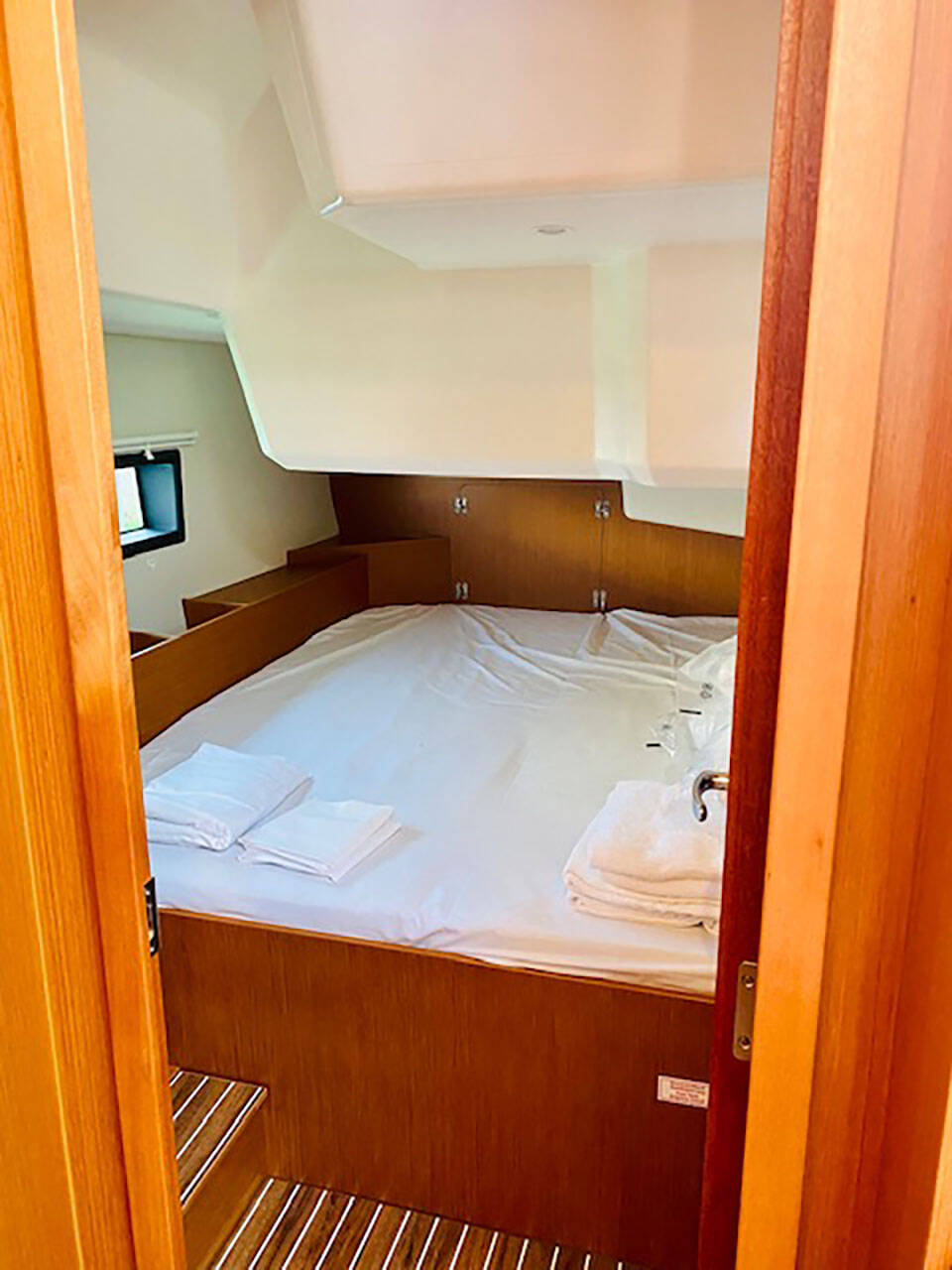 Sailing yacht Bavaria C42 CLASS