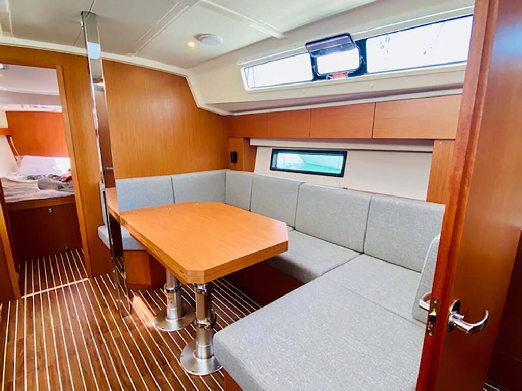 Segelyachten Bavaria C42 PRESTIGE