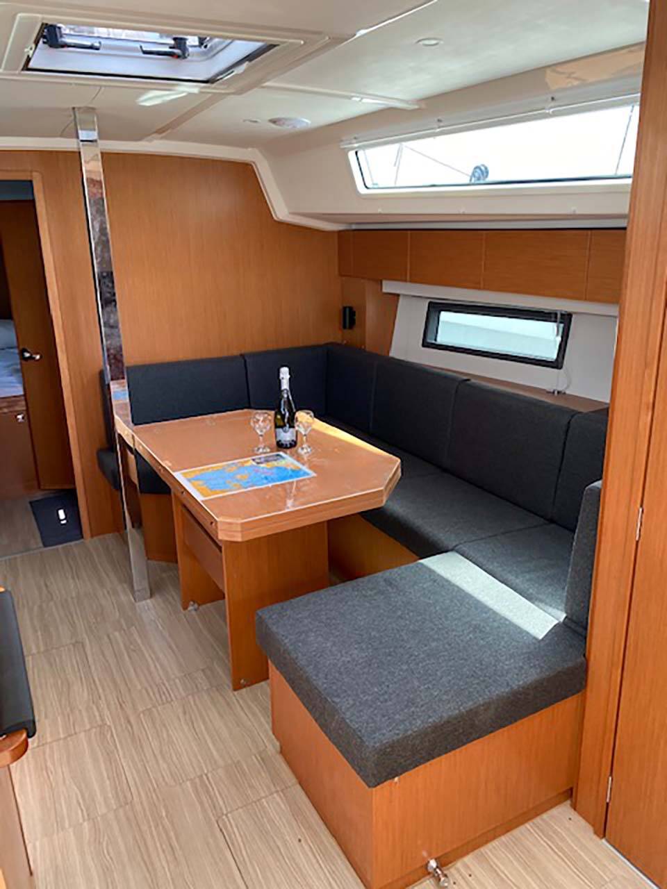 Segelyachten Bavaria C42 PRESTIGE