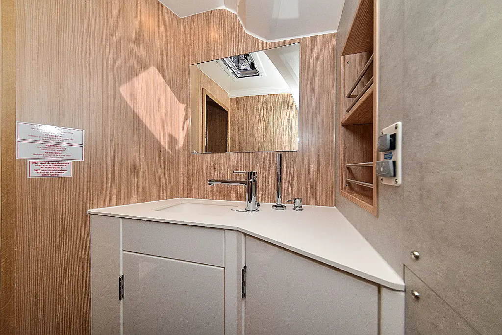 Sailing yacht Bavaria C42 Mauvic