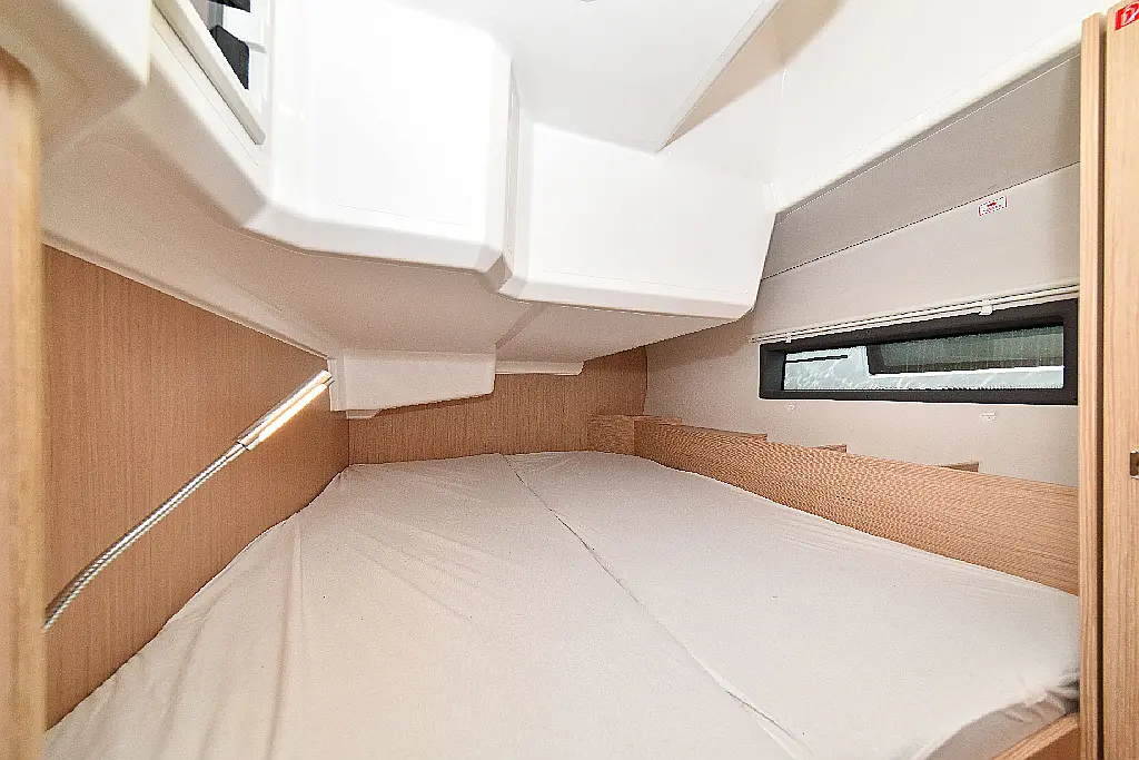 Sailing yacht Bavaria C42 Mauvic