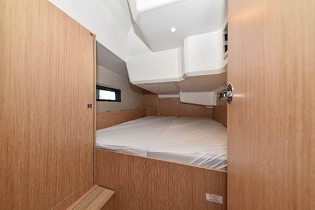 Sailing yacht Bavaria C42 Mauvic