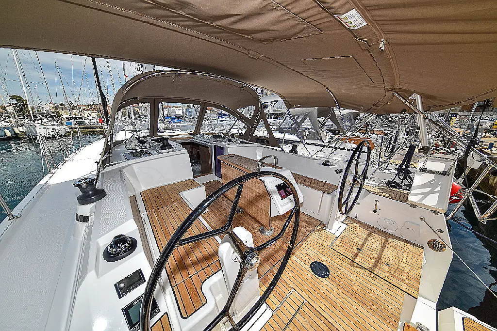 Segelyachten Bavaria C42 PRESTIGE