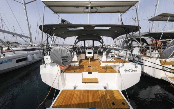 Bavaria C42 Good Times ACI Marina Trogir