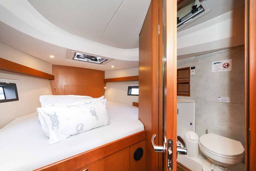 Sailing yacht Bavaria C42 Good Times
