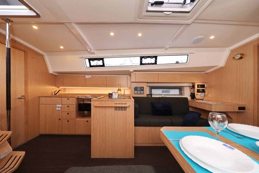 Segelyachten Bavaria C42 Noana