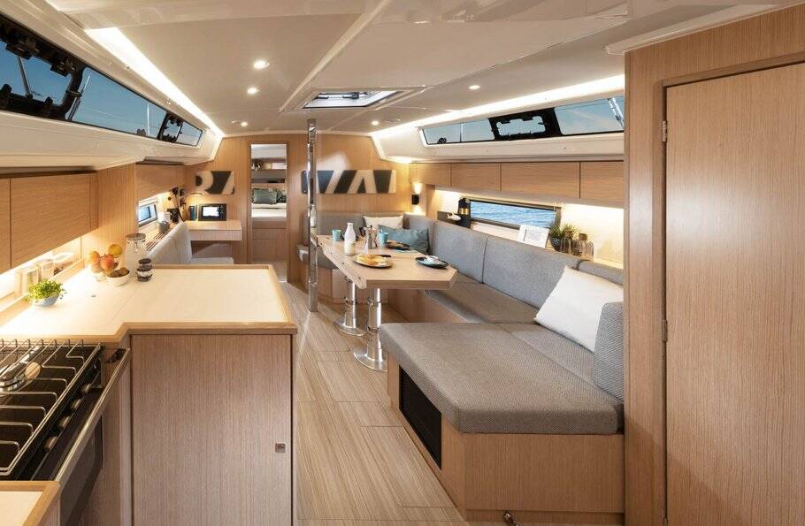 Sailing yacht Bavaria C42 Bella