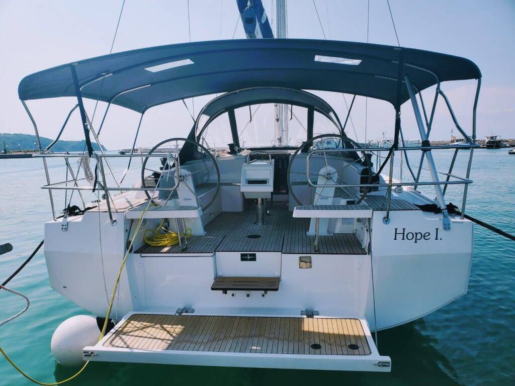 Sailing yacht Bavaria C42 Hope I