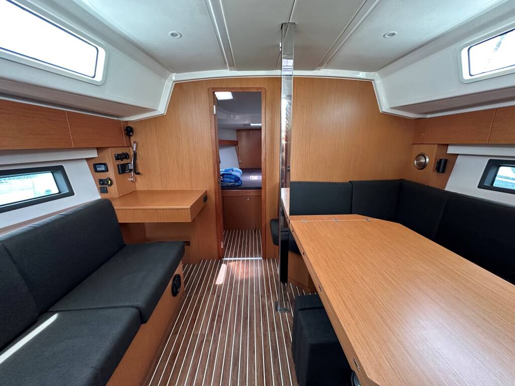 Segelyachten Bavaria C42 Leopard