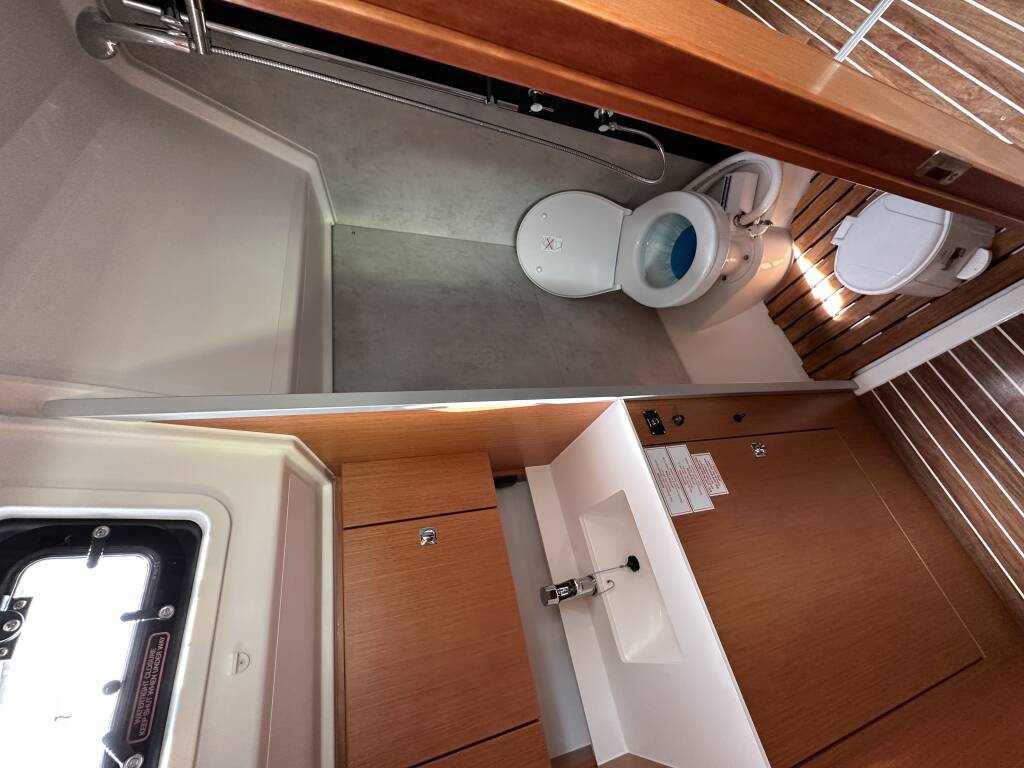 Segelyachten Bavaria C42 Leopard