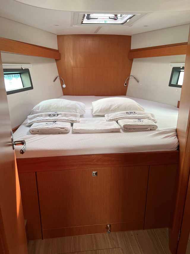 Sailing yacht Bavaria C42 Nava