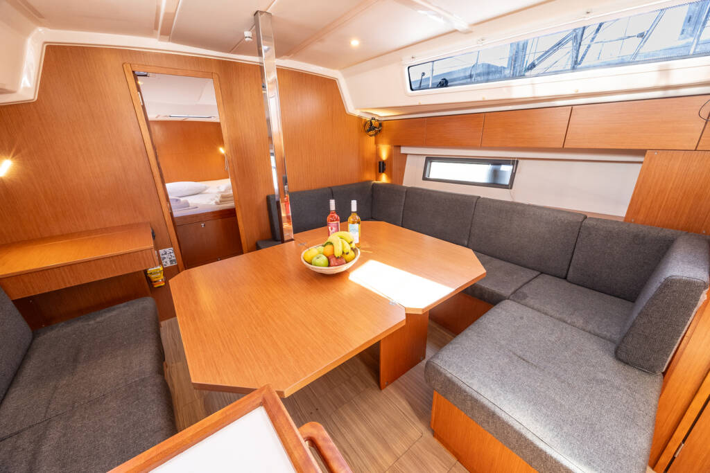Segelyachten Bavaria C42 Arian