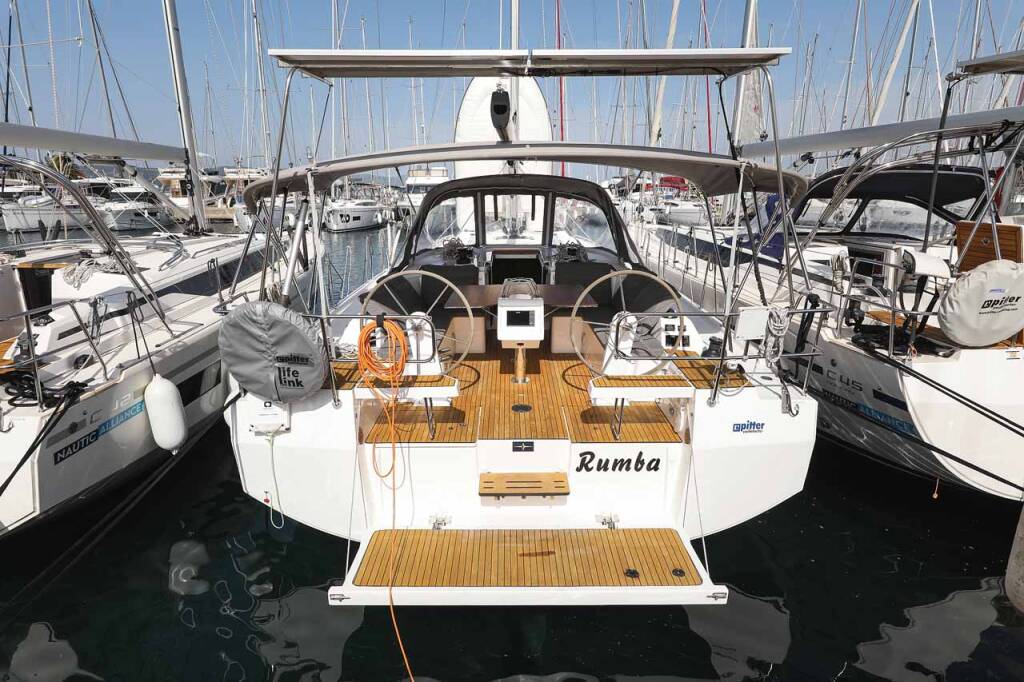 Sailing yacht Bavaria C42 RUMBA