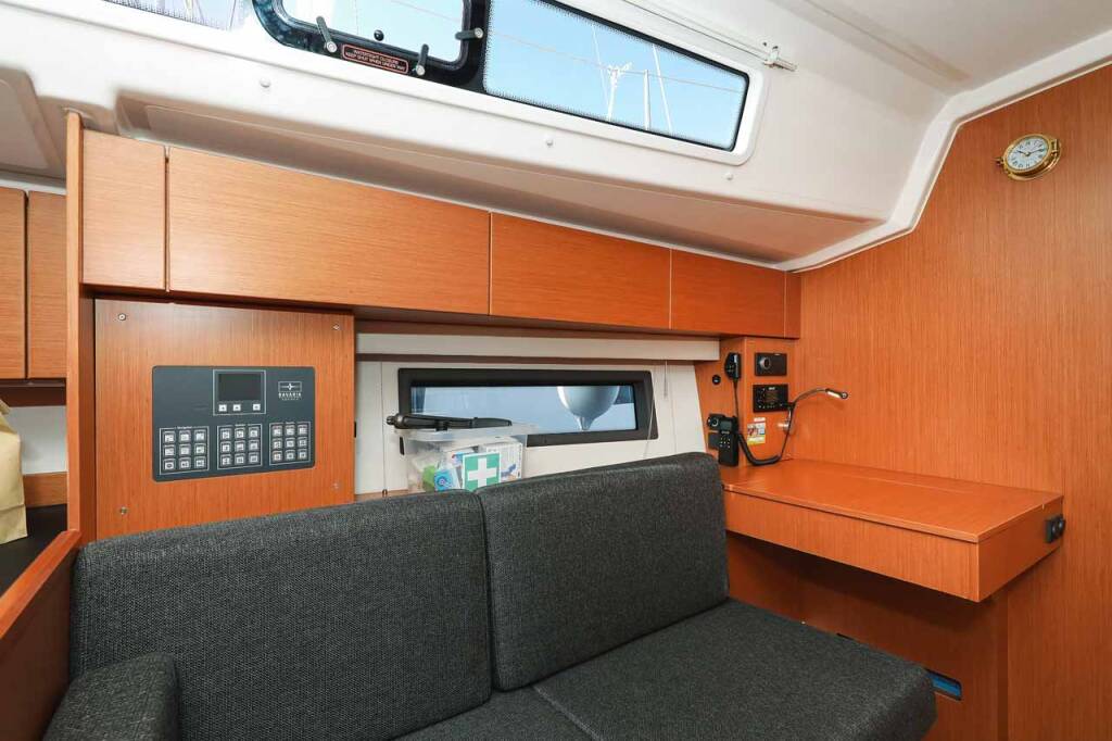 Sailing yacht Bavaria C42 RUMBA