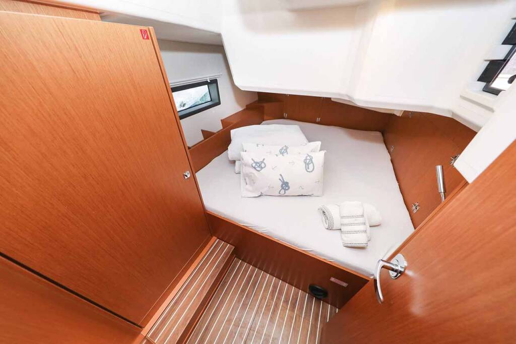 Sailing yacht Bavaria C42 RUMBA