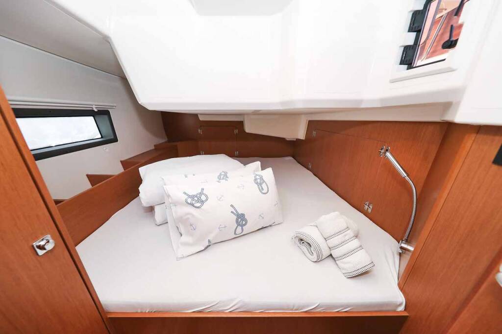 Sailing yacht Bavaria C42 RUMBA